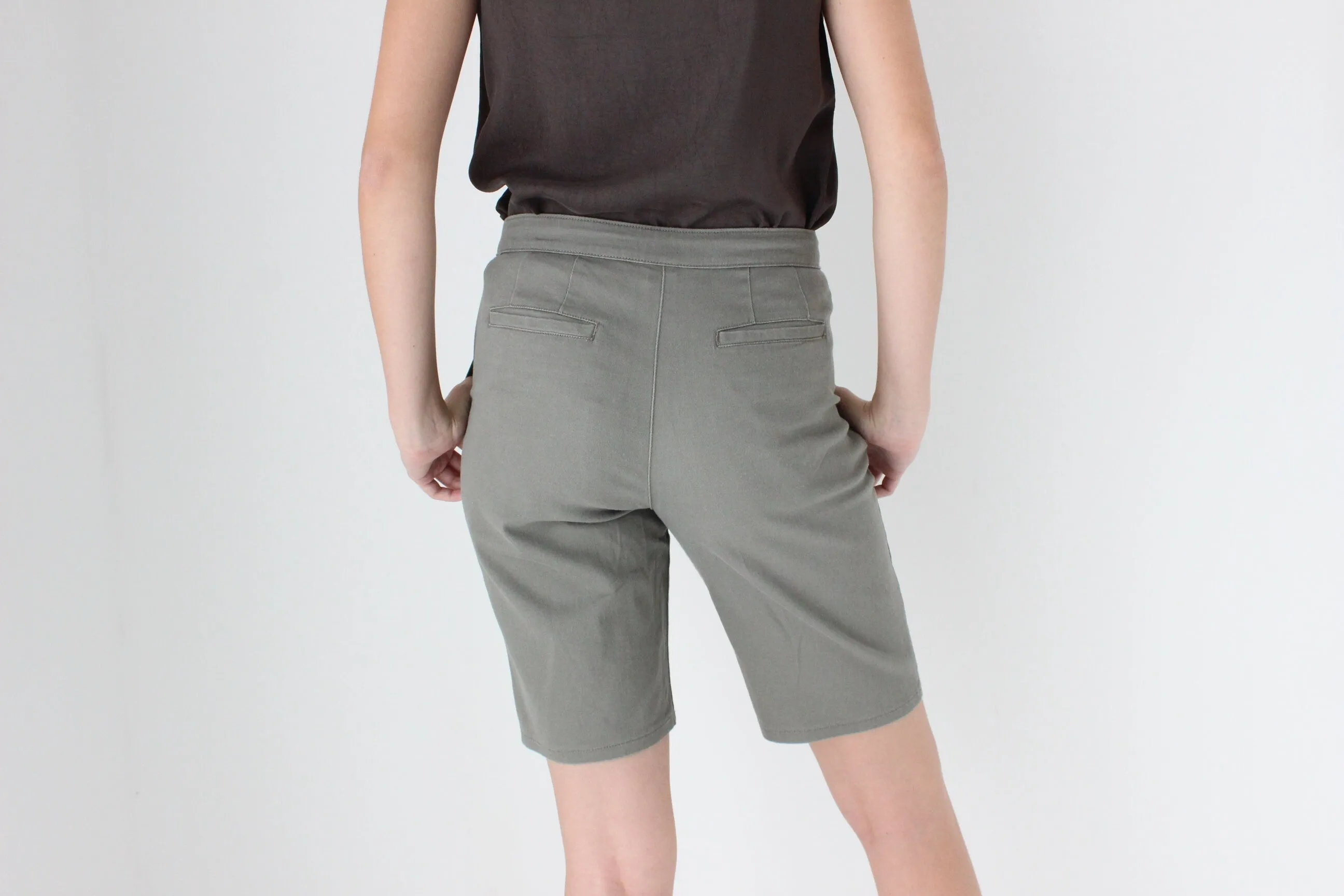90s Neutral Cotton Knee Length Shorts