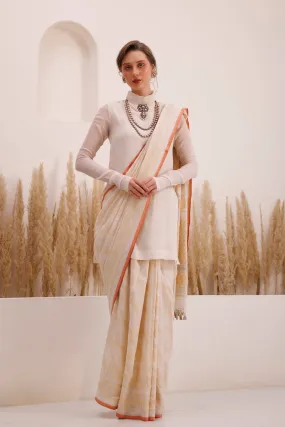 Aarvi Saree
