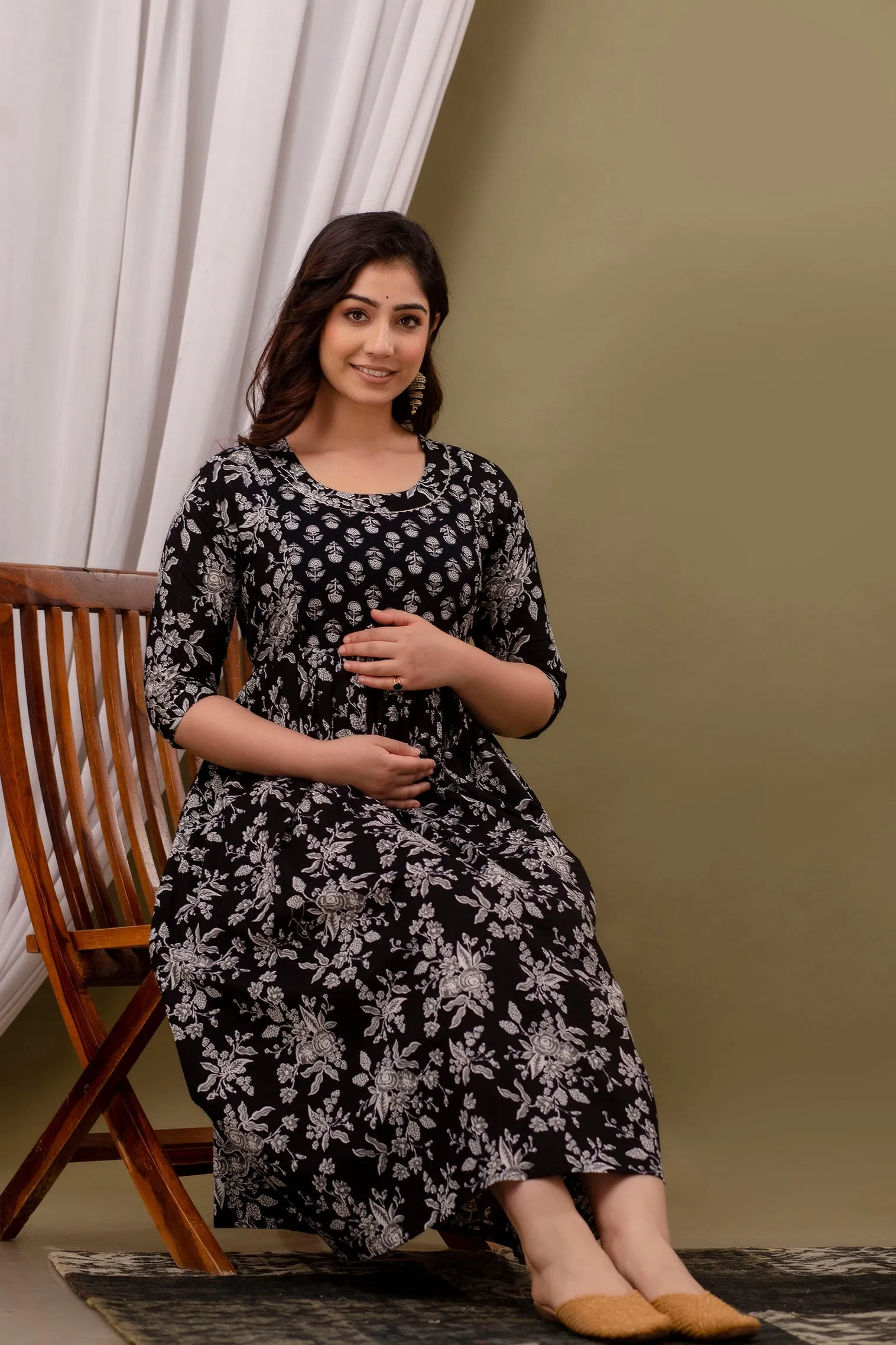 Dark Black Floral Feeding Maternity Gown: Invisible Zips