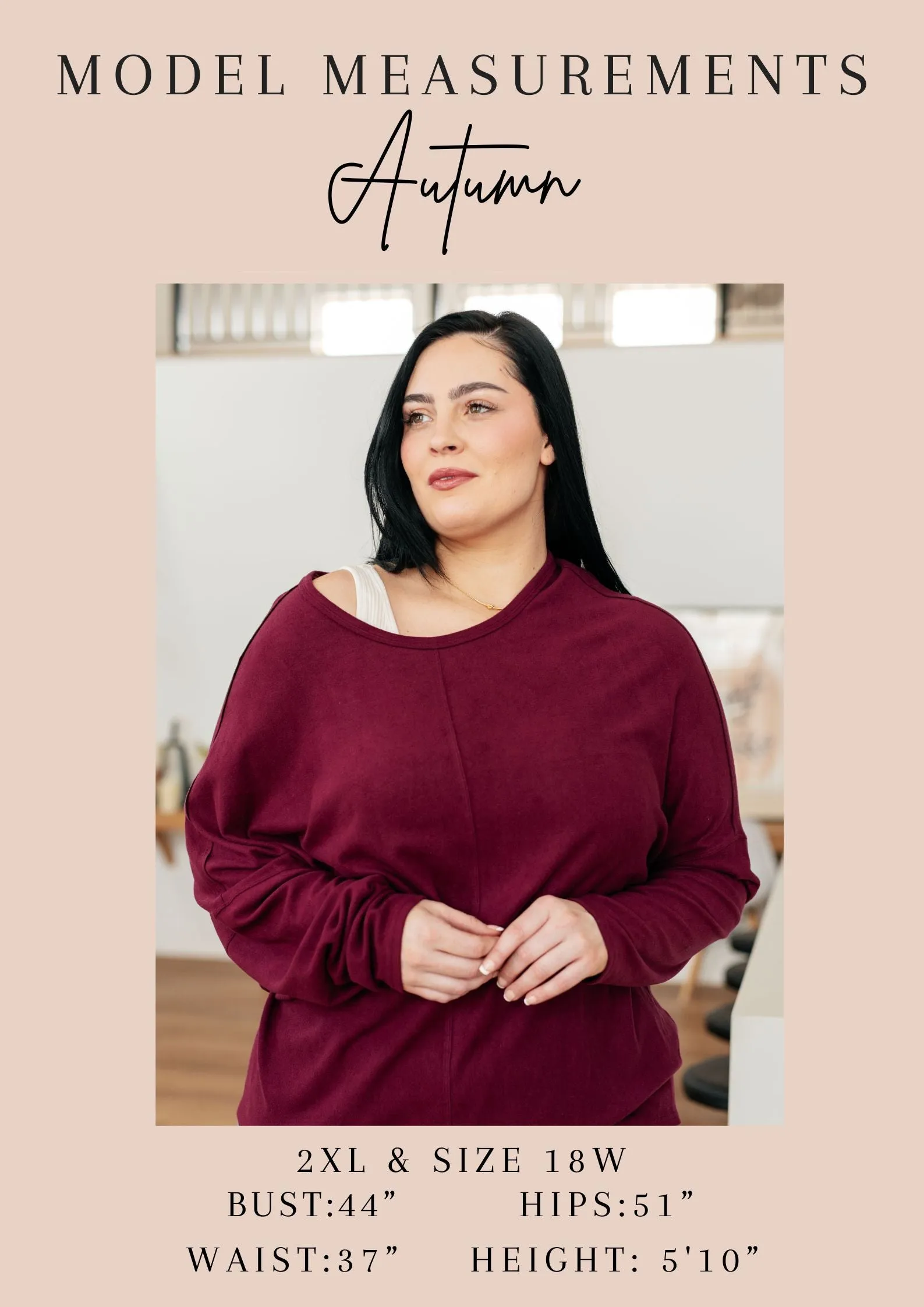 Everyday Scoop Neck Short Sleeve Top in White - 8/31/2023