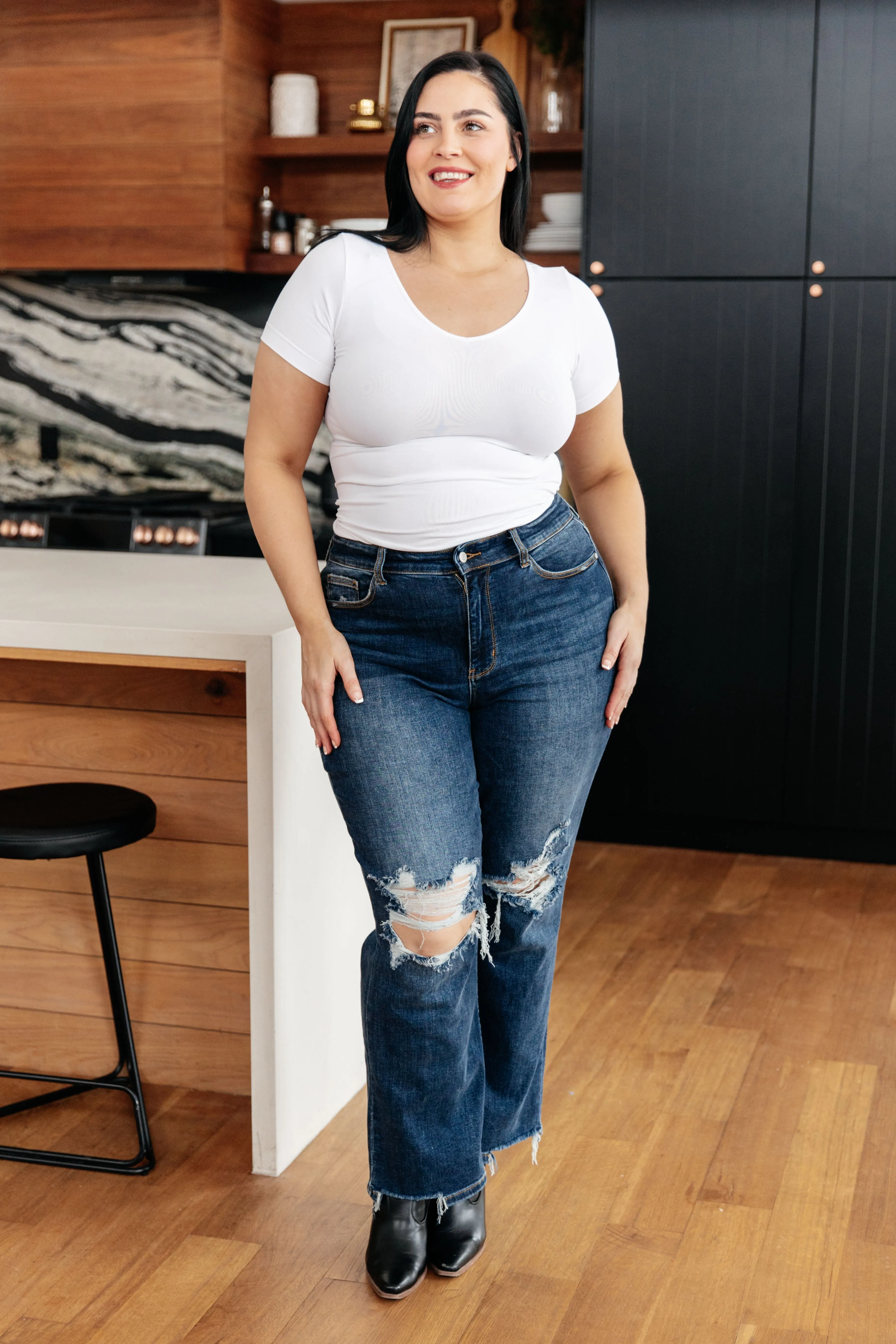 Everyday Scoop Neck Short Sleeve Top in White - 8/31/2023