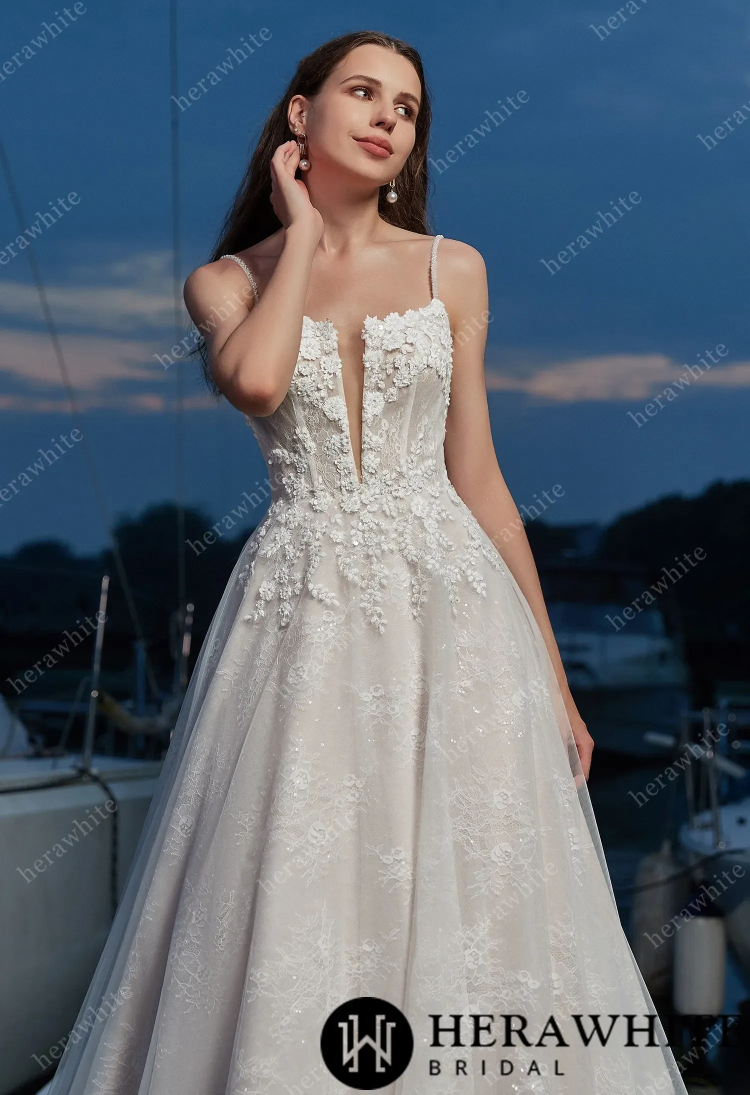 Floral Appliques V-Neck Grace Wedding Dress with Corset Back