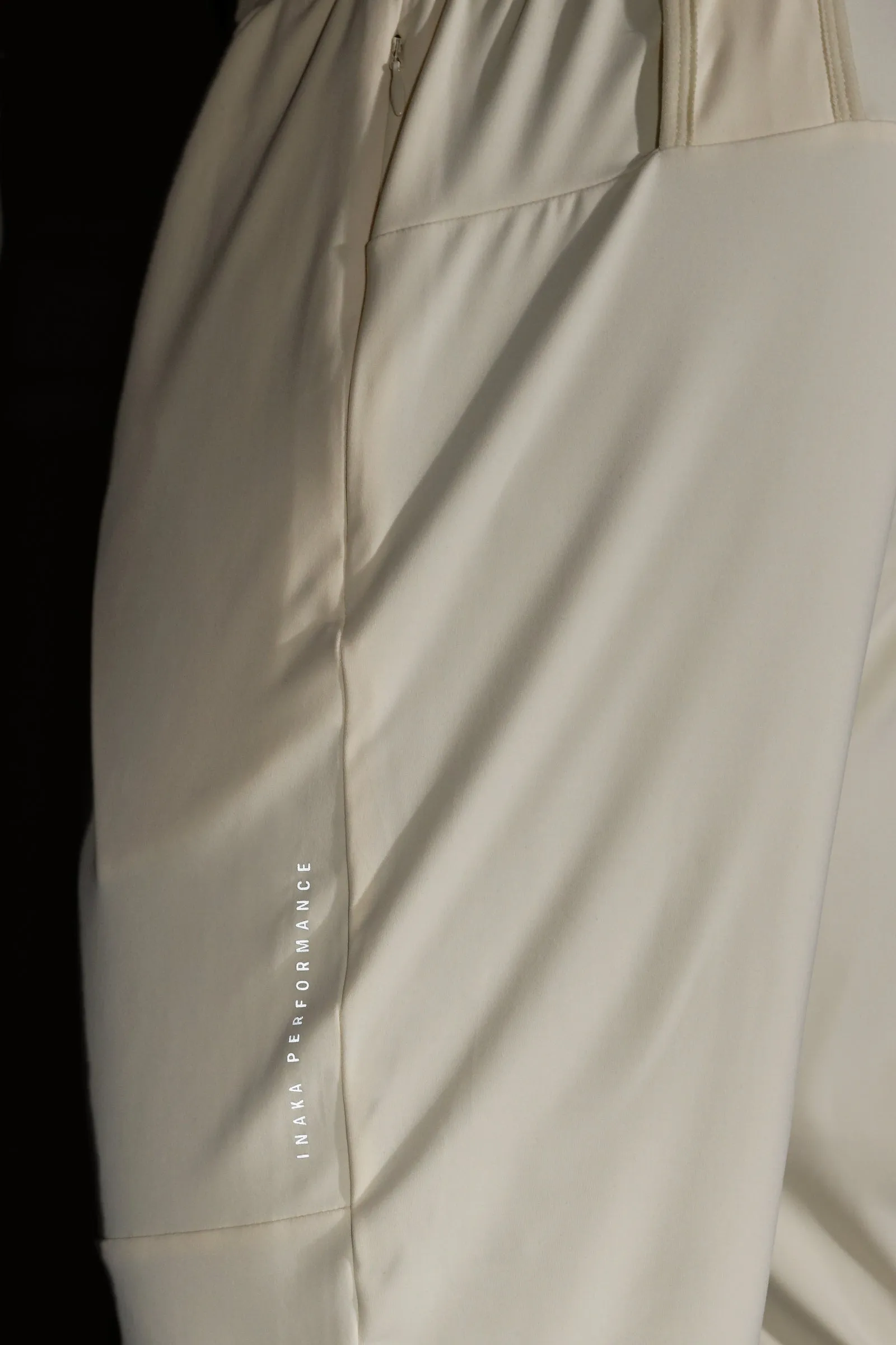 FREEFORM JOGGERS - OFF WHITE
