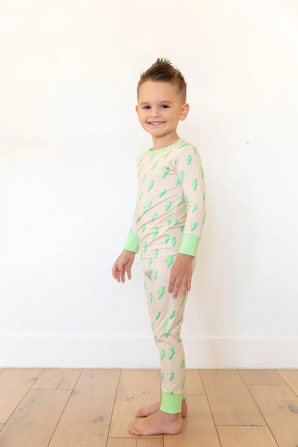 GREEN LIGHTNING BOLTS | LONG SLEEVE