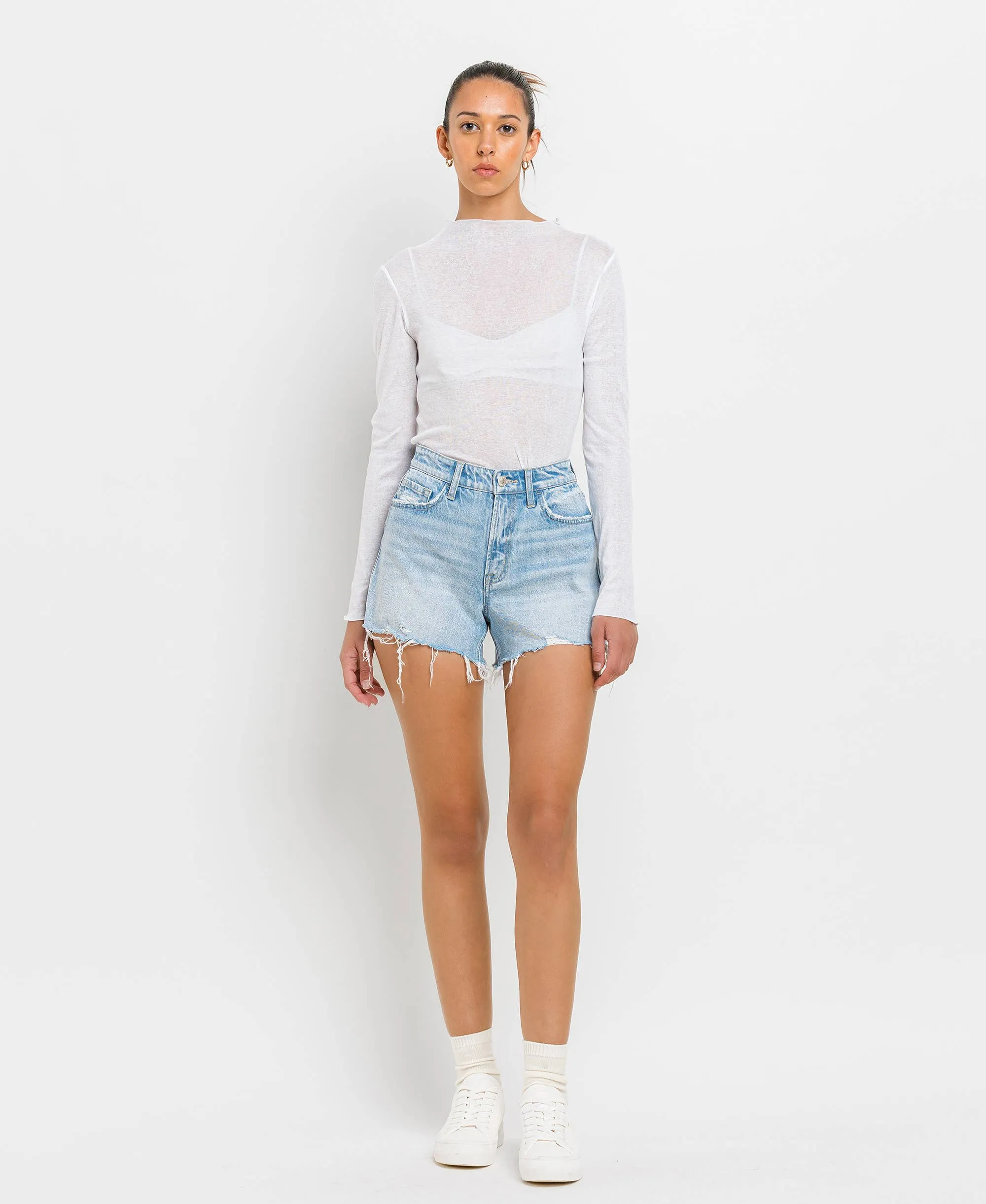 HIGH RISE DISTRESSED HEM A LINE SHORTS T6316: TANA RIVER / M