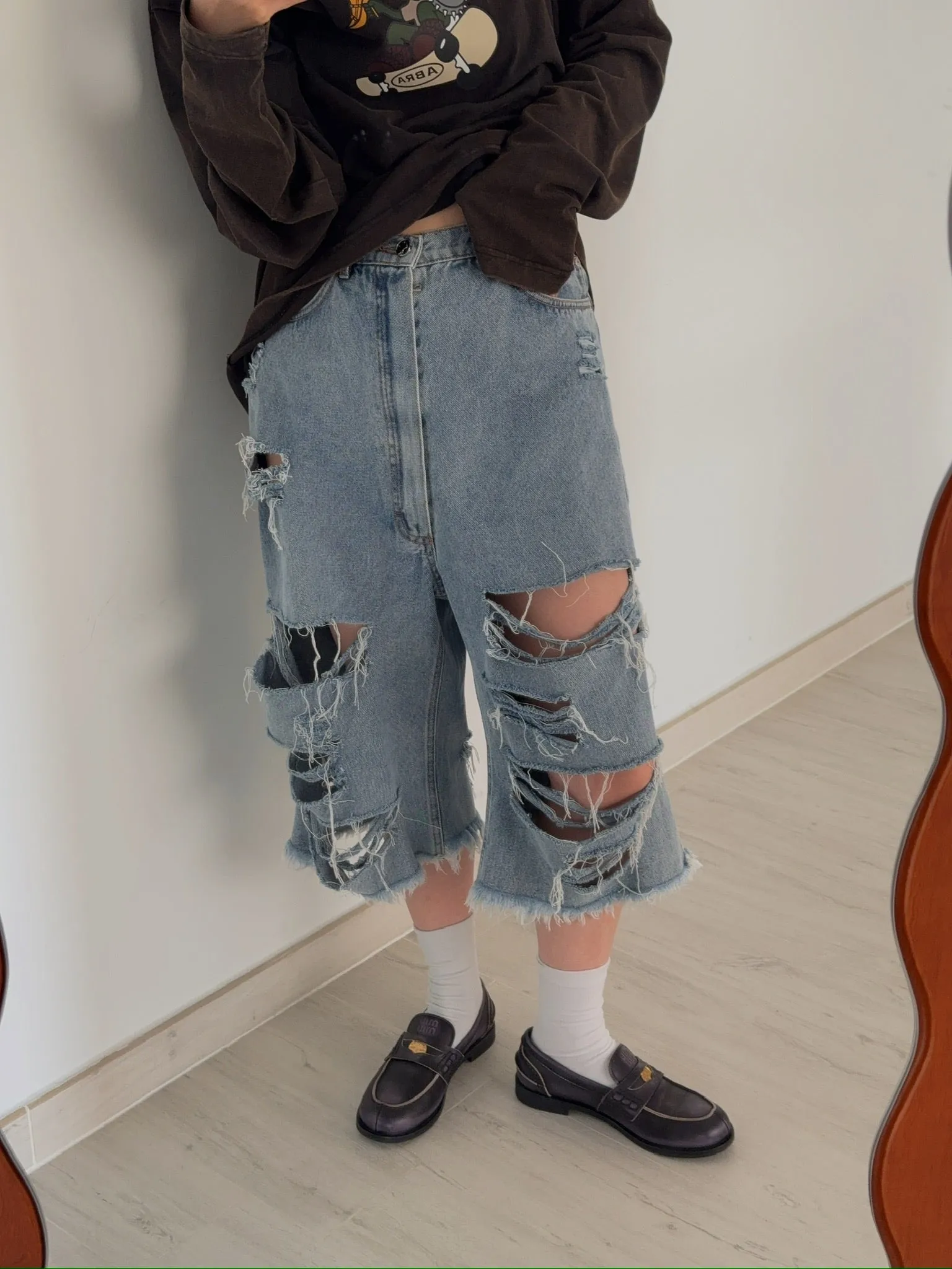 NATASHA ZINKO HEART POCKET DESTROYED DENIM SHORTS