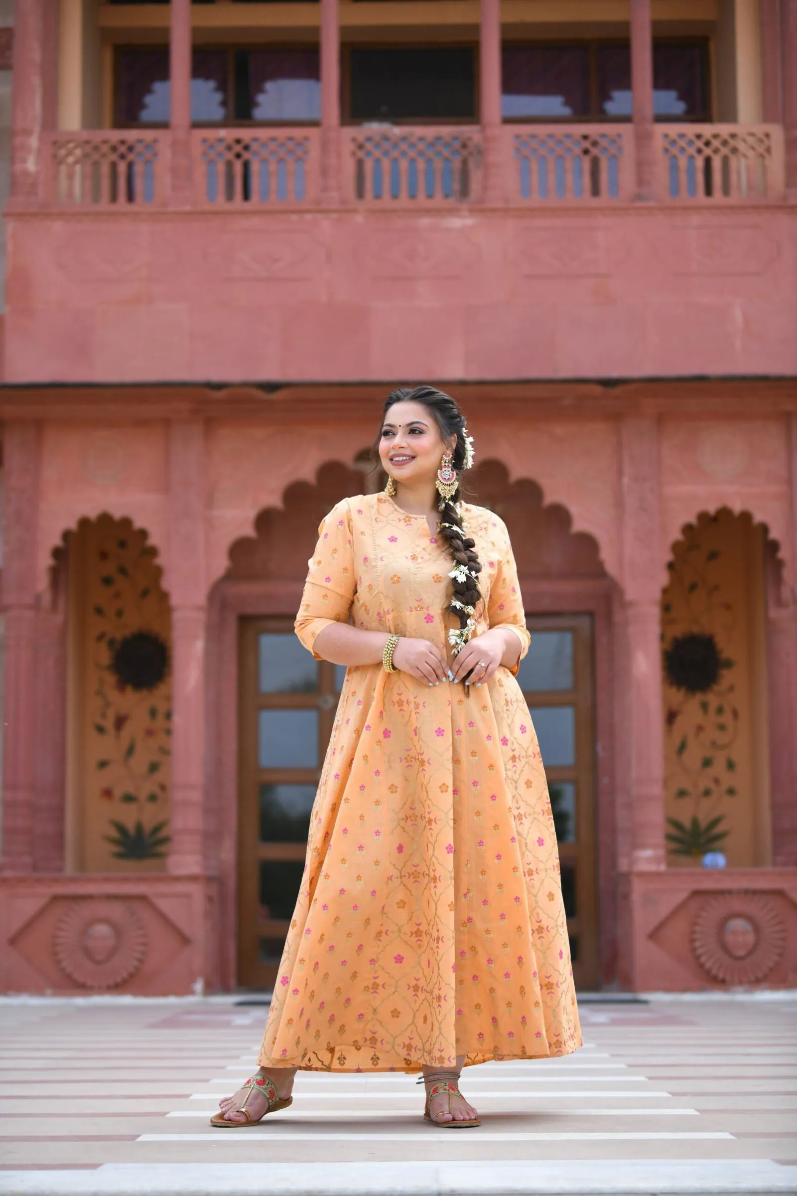 Peach Floral Gold Printed Long Ethnic Gown ((Pack Of 1)