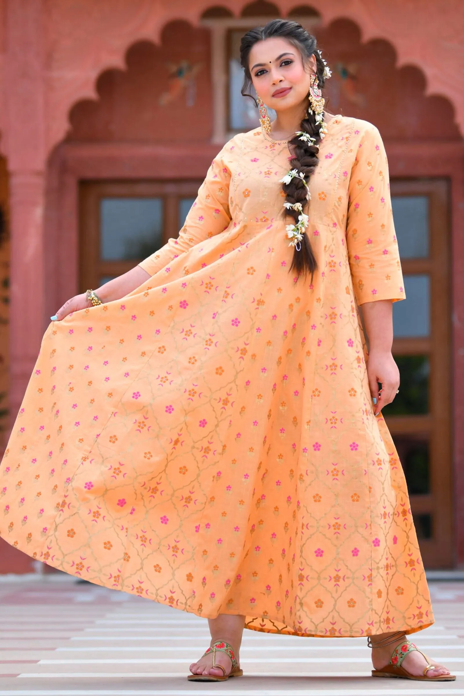 Peach Floral Gold Printed Long Ethnic Gown ((Pack Of 1)