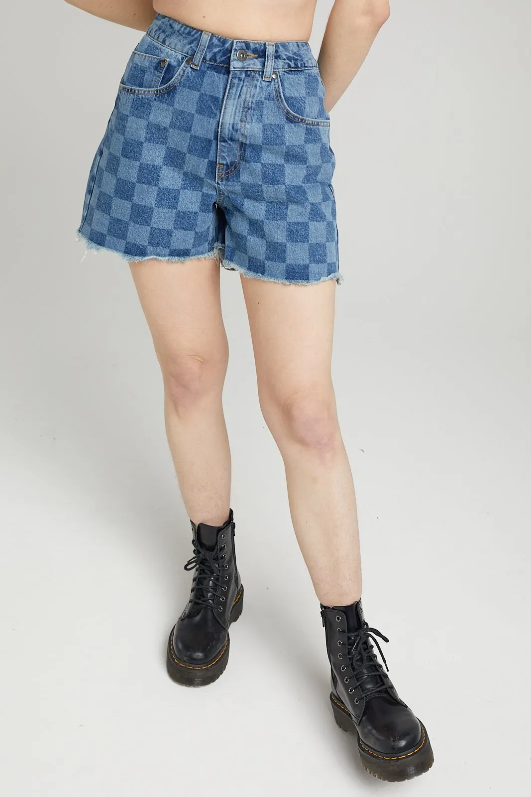 RAVE DENIM SHORTS - JEANIOUS BLUE