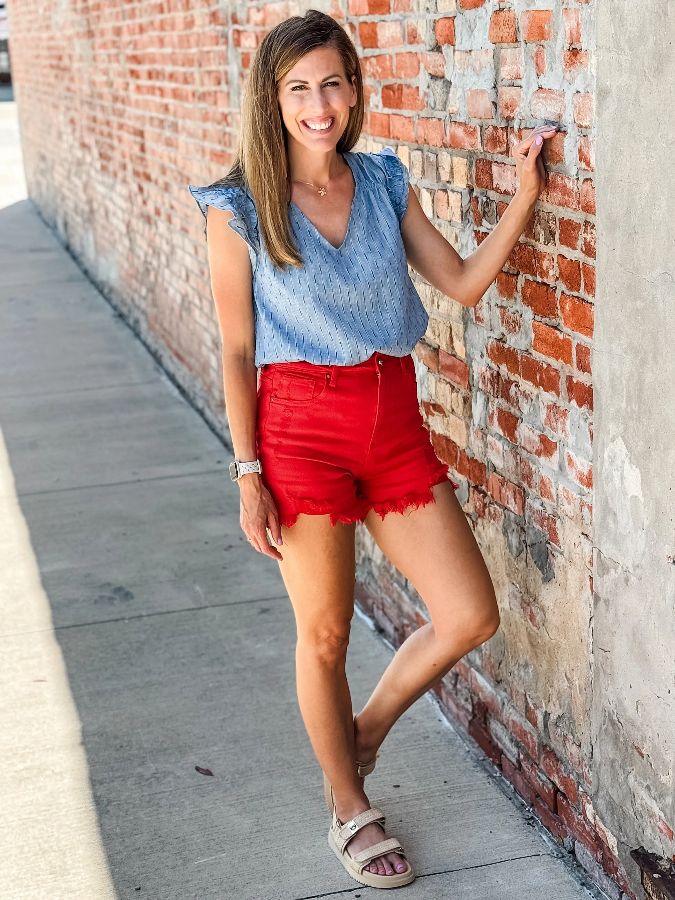 Risen High Rise Distressed Shorts |Red|