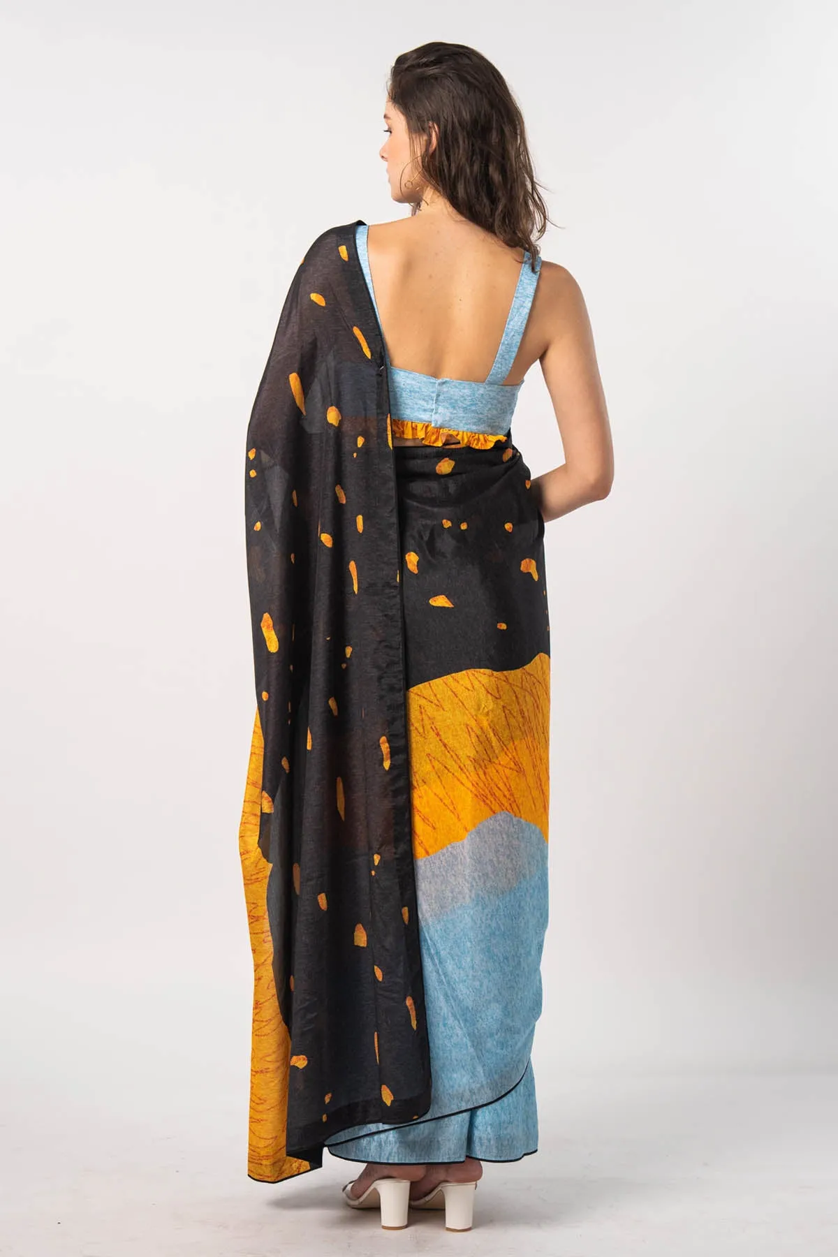 Scenic Fire Printed Saree & Blouse