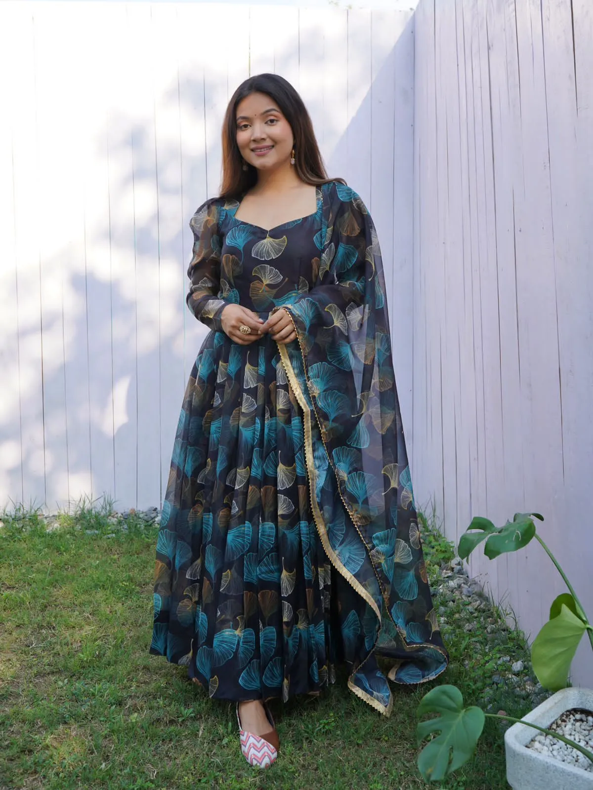 Tabby Organza Silk Floral Anarkali Set