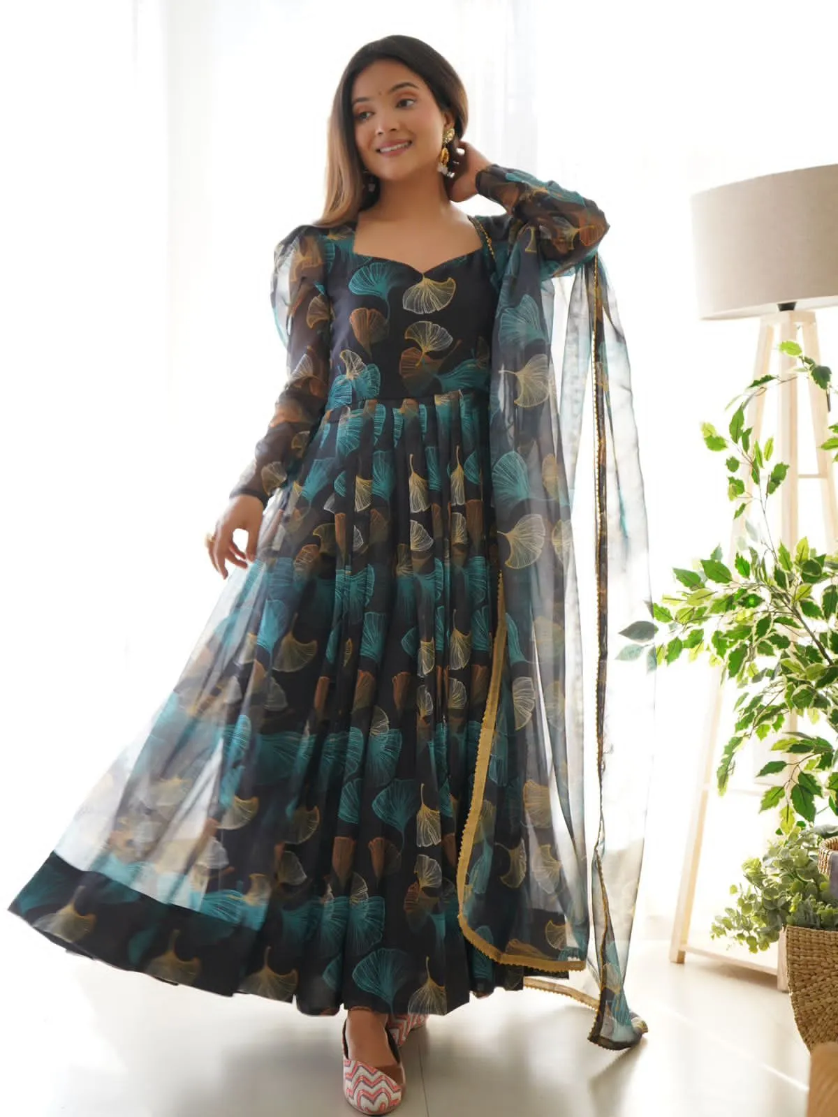 Tabby Organza Silk Floral Anarkali Set