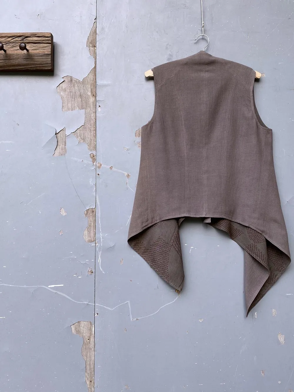 Urvashi Kaur   I   Inverso Jacket