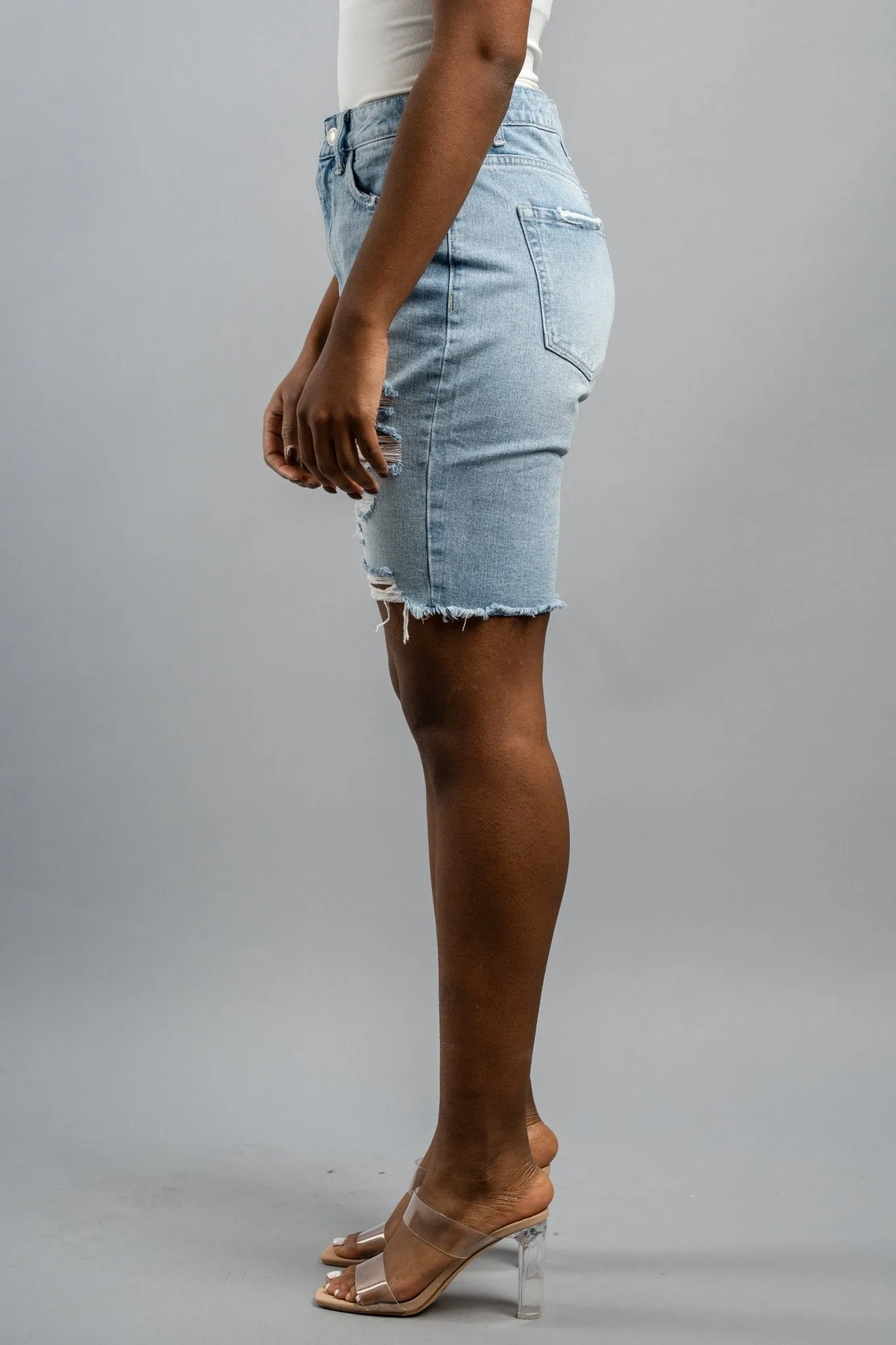 Vervet high rise distressed bermuda shorts Ledro
